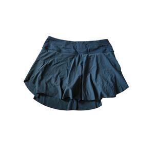 Lululemon dark green skort, size 2